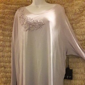 Vera Wang night blooms top